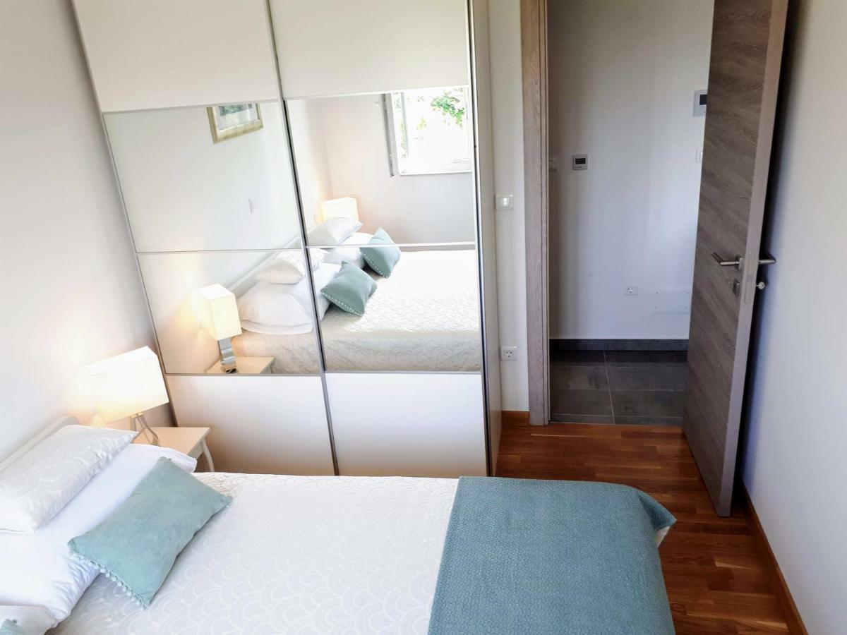 Apartment Eni With Garage Parking Split Luaran gambar